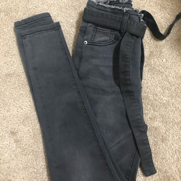 Black jeans - Picture 3 of 3